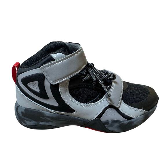 SHAQ, Gray, Youth 3/34 - Picture 2 of 11